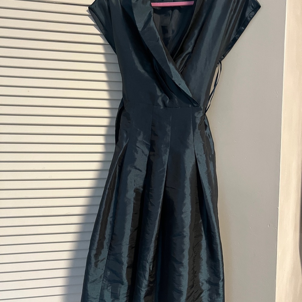 HOLIDAY DRESS Women's Teal Satin A line dress Sz 6